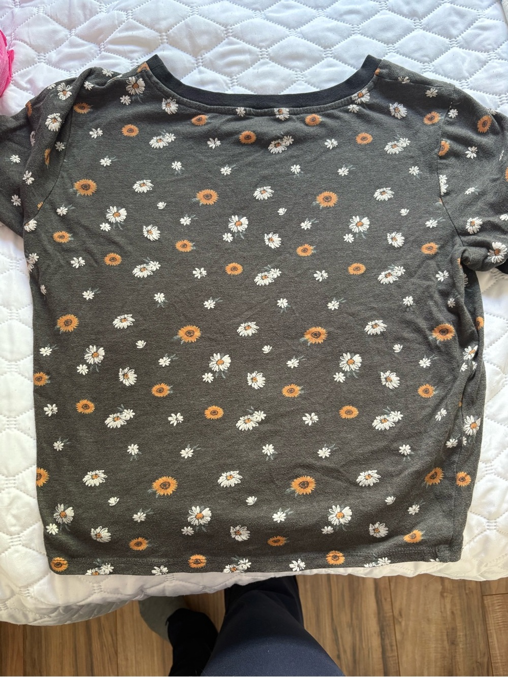 No Boundaries Charcoal Floral Tee with Daisy Accents - Picture 2 of 3